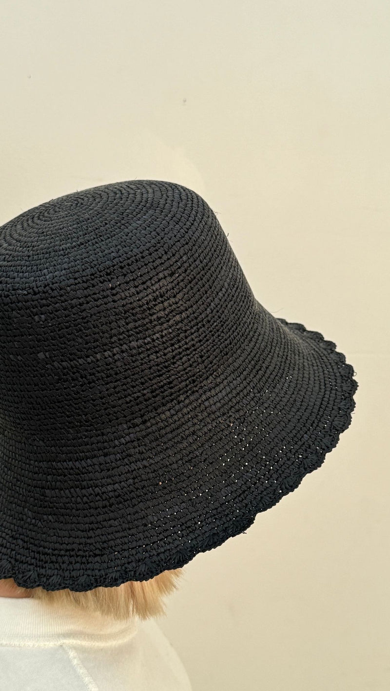 freya-packable-crochet-bucket-hat-black