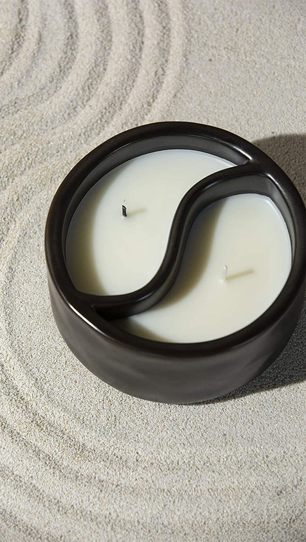 Yin & Yang 11 oz Candle - Black Matte Ceramic - Palo Santo/Cade