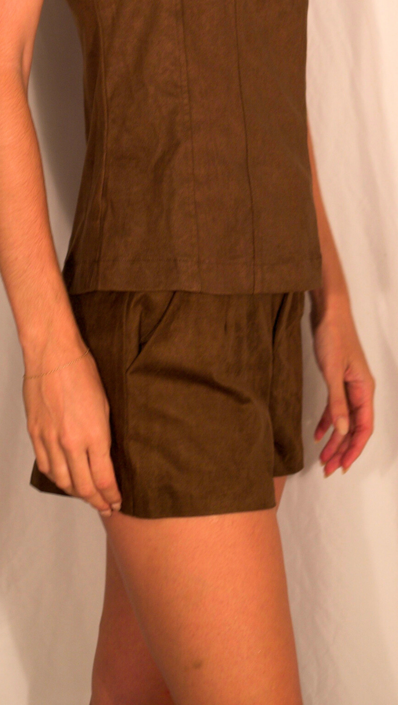 Hadleigh Shorts - Dark Oak