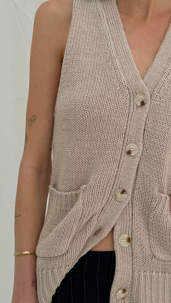 Ken Sweater Vest - Khaki