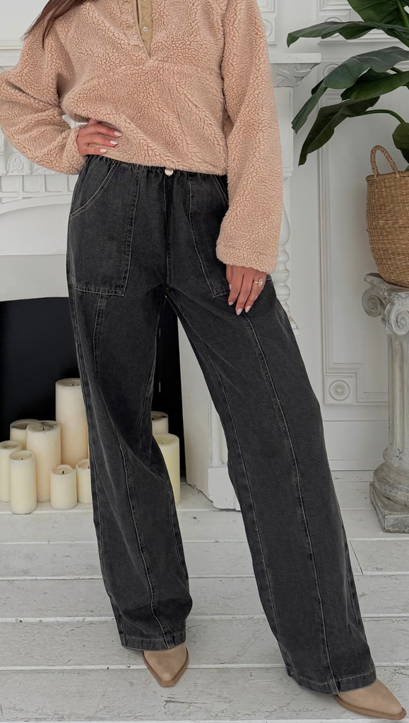 パンツ VIAVANDA V Cut Denim Pants / BLACK VIAVANDA V Cut Denim Pants / BLACK