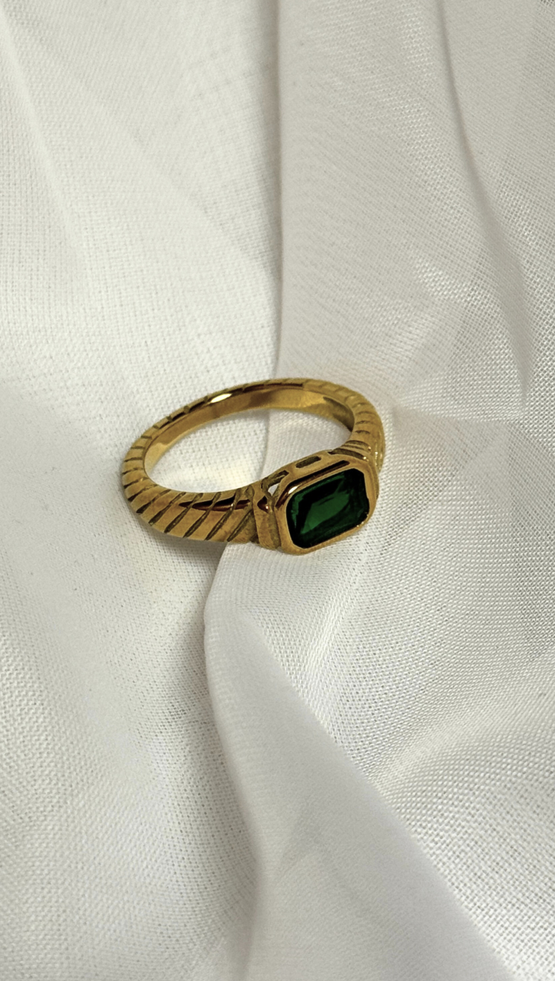 Braided Ring With Stone - Emerald