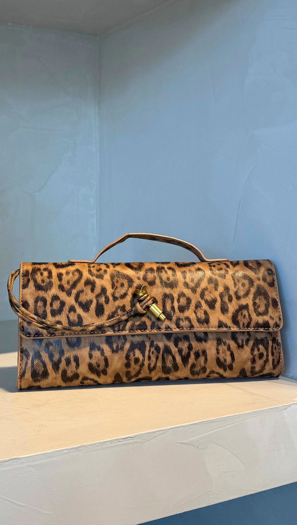 Leopard Clutch