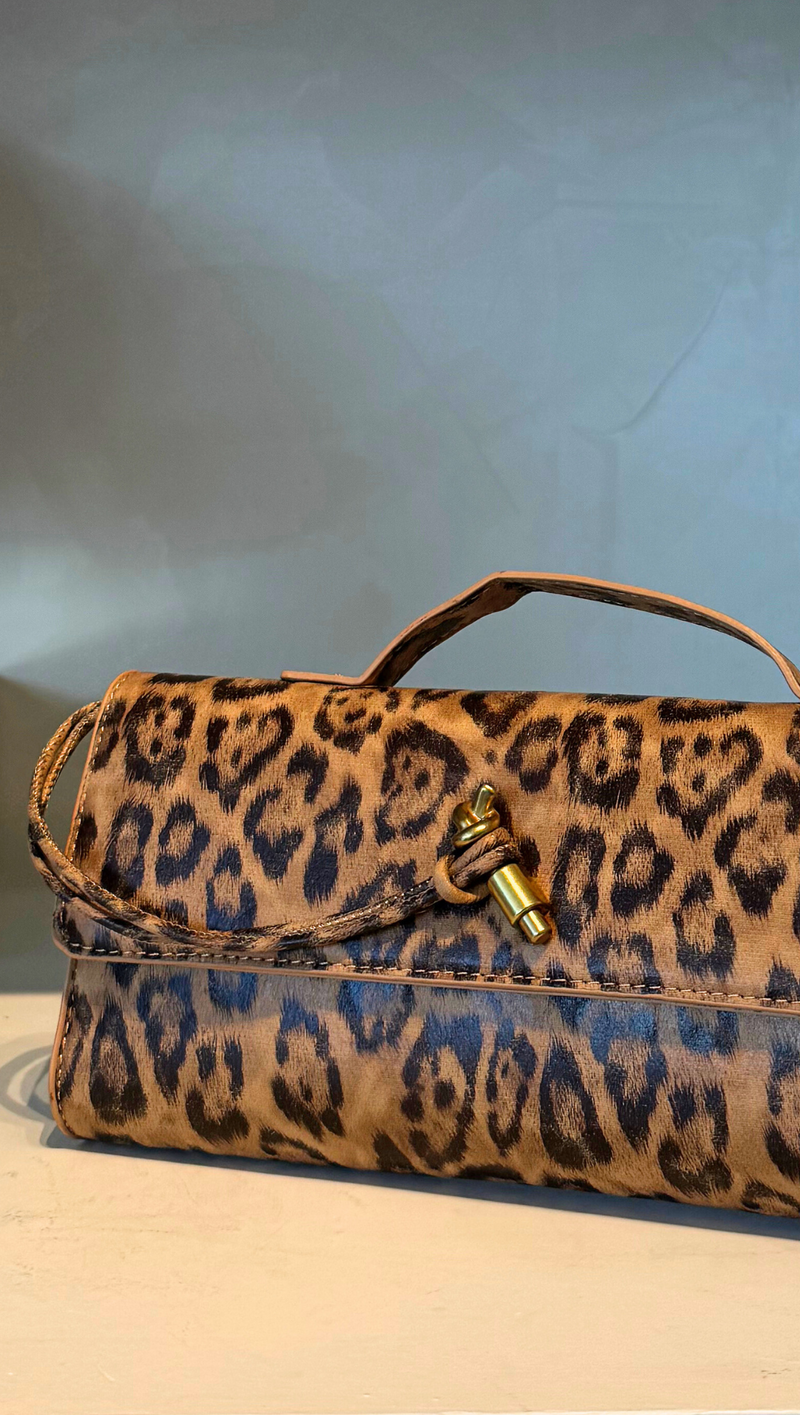 Leopard Clutch