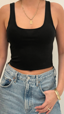 Low Back Cropped Scoop Tank - Black