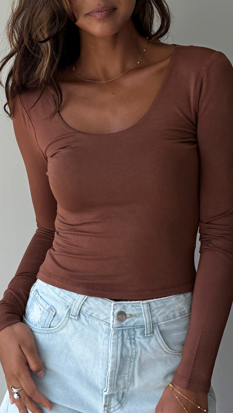 Simple Scoop Long Sleeve Top - Chestnut