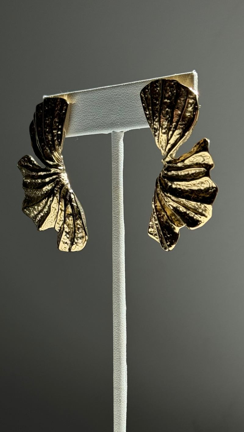 Exaggerated Gold Leaf Earring