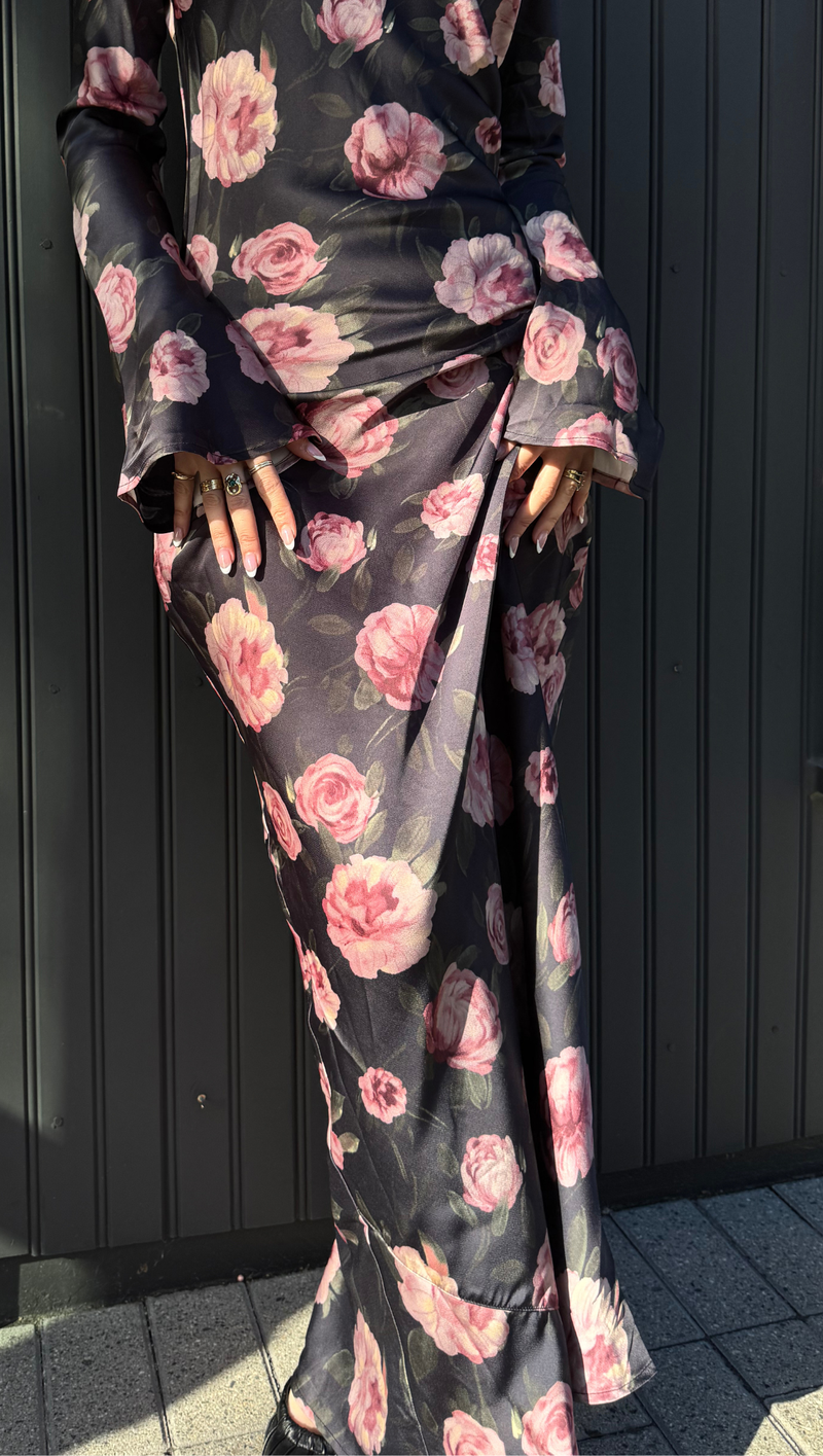 Georgie L/S Maxi Dress - Black Floral