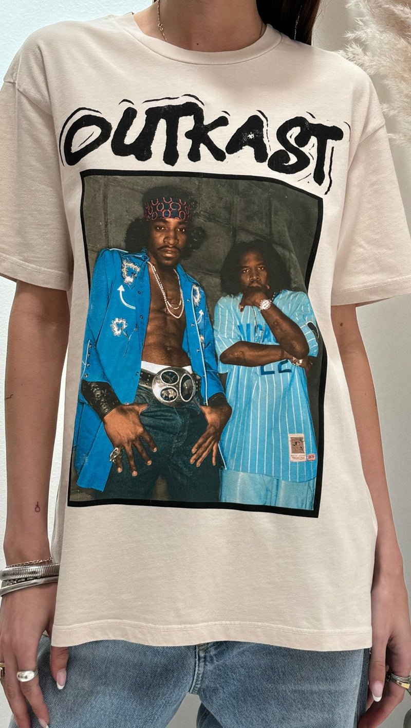 Outkast  Photo Weekend Tee - Dirty White