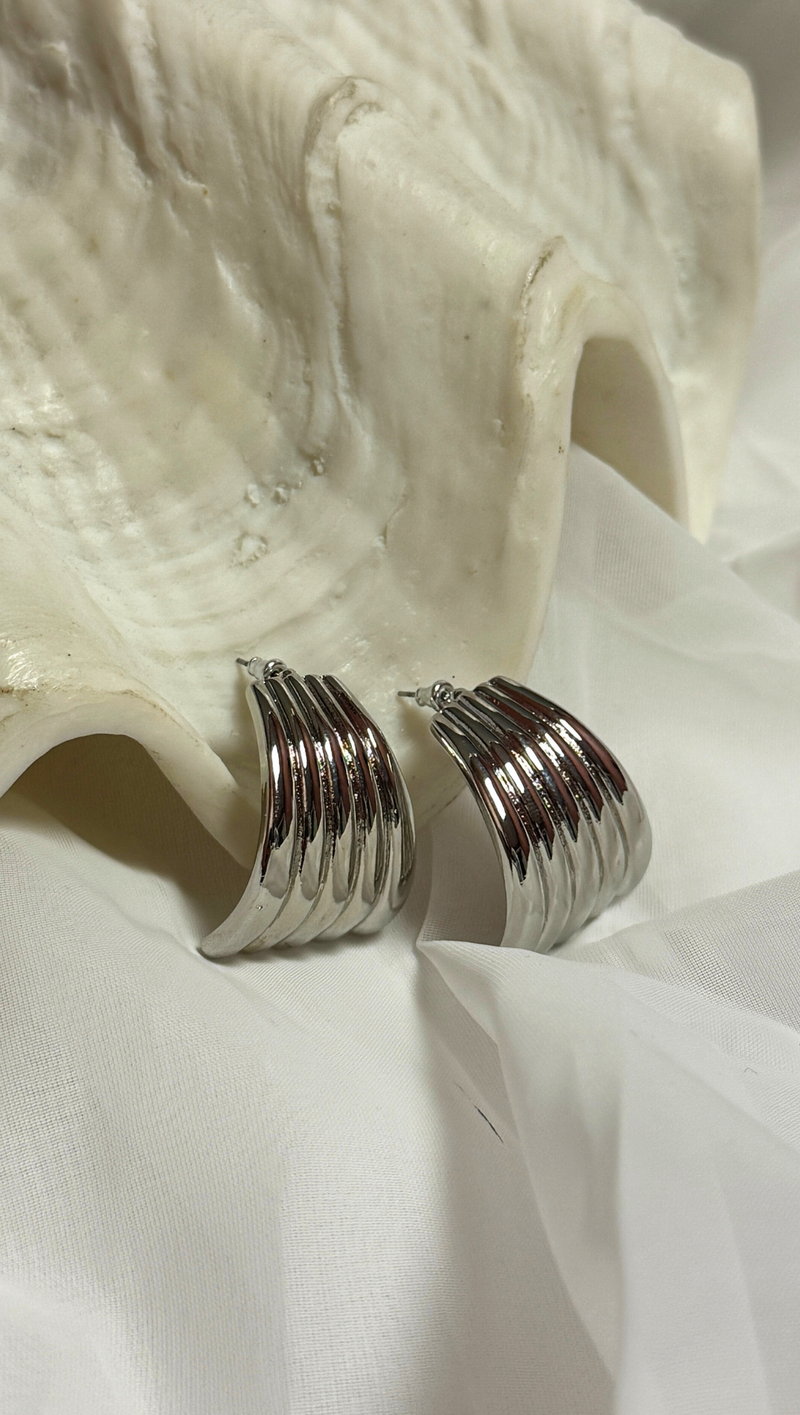 Oversized Metal Post Earrings - Silver