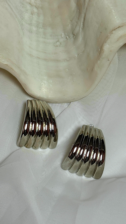 Oversized Metal Post Earrings - Silver