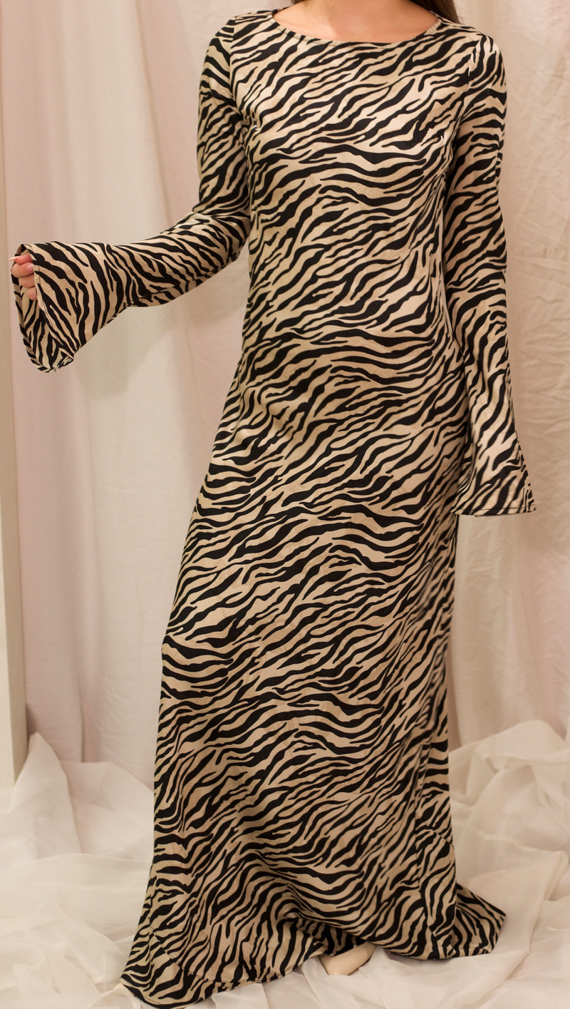 Georgie L/S Maxi Dress - Zebra