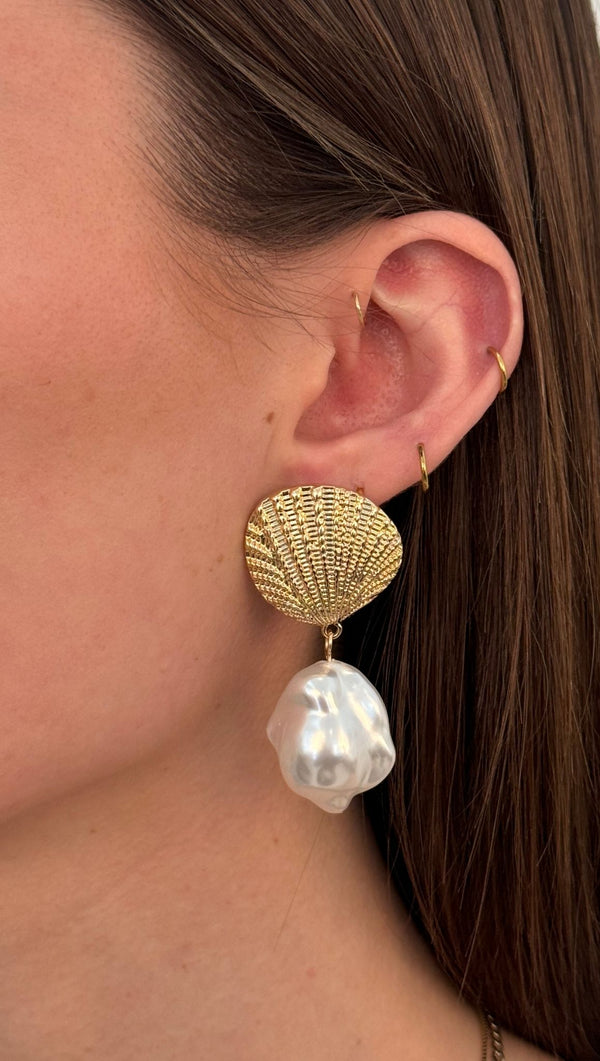 Seashell & Pearl Drop Earring - Gold