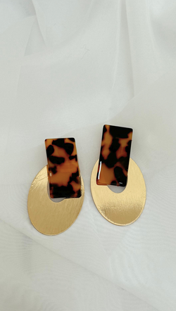 Funky Statement Earring - Tort