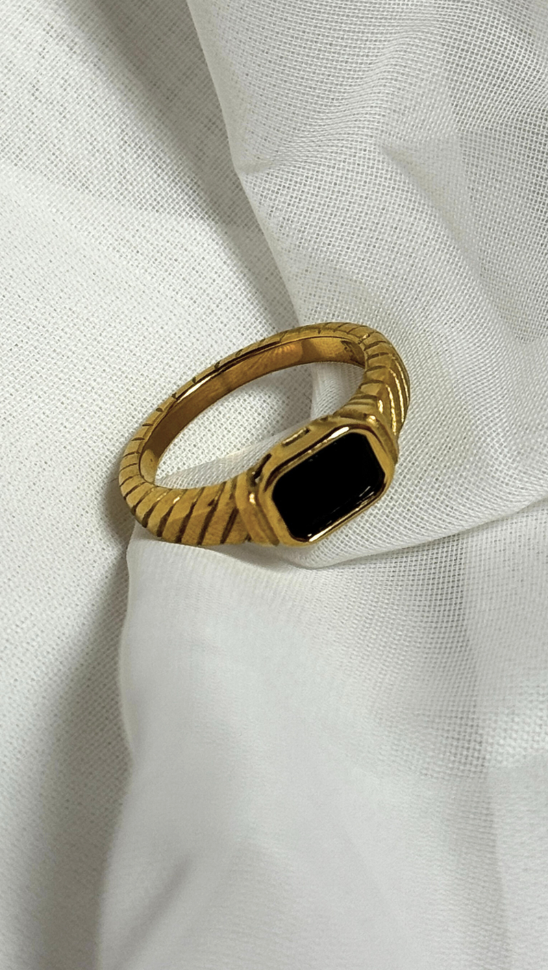 Braided Ring With Stone - Black
