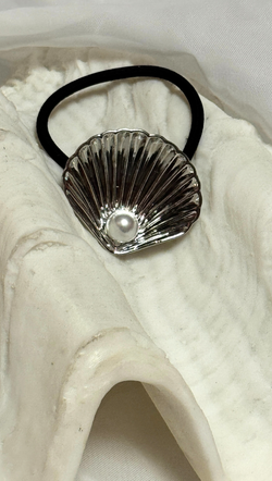 Pearl Shell Hair Tie