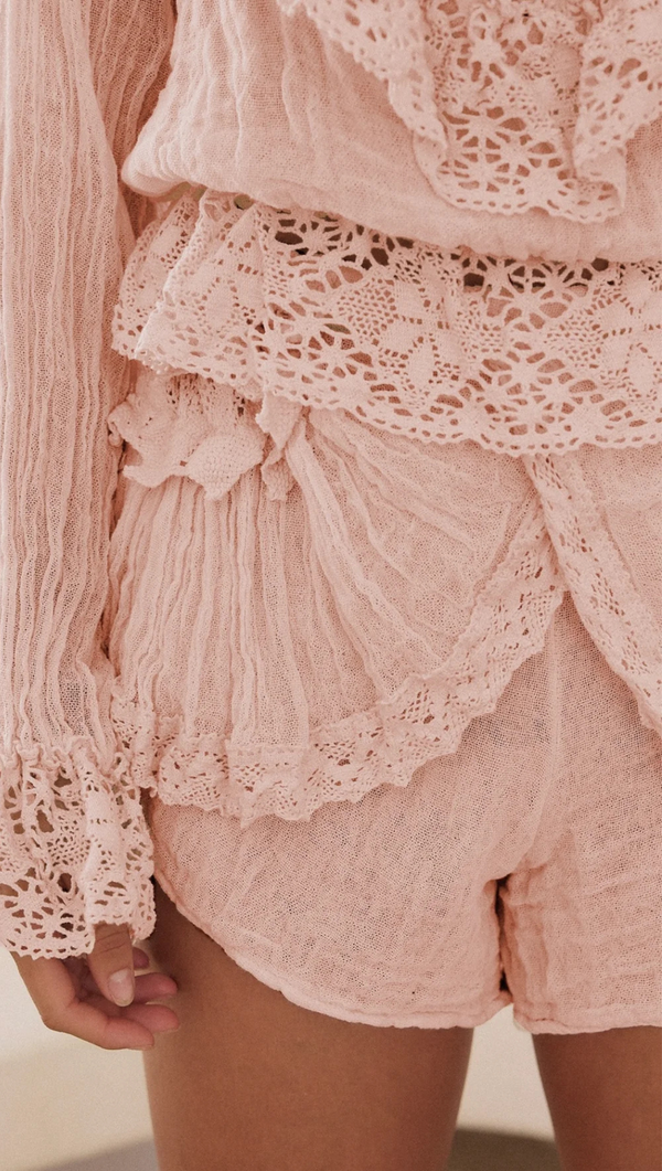 Versailles Shorts - Hot Short