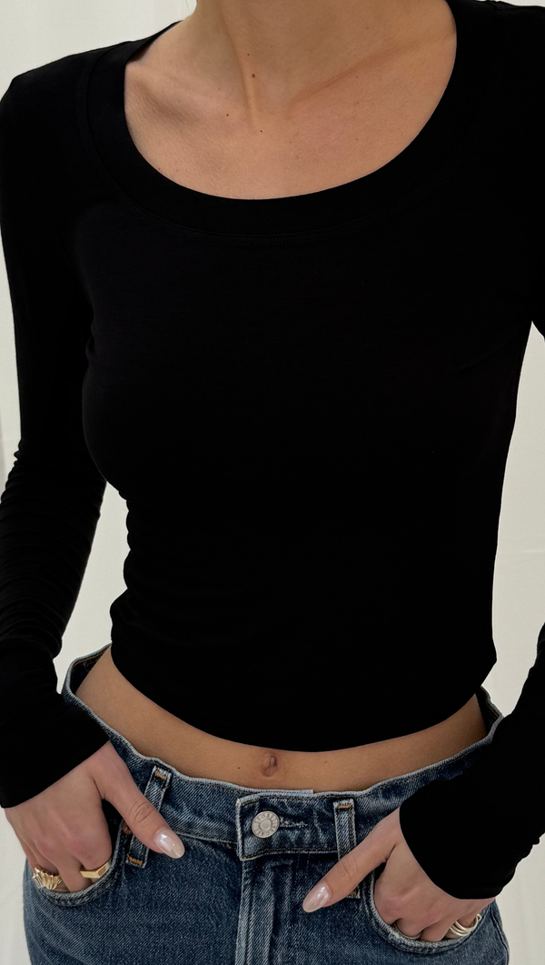 Cropped Scoop Neck L/S - Black