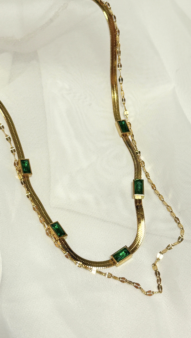 Double Layer Emerald Stone Necklace - 18K Gold