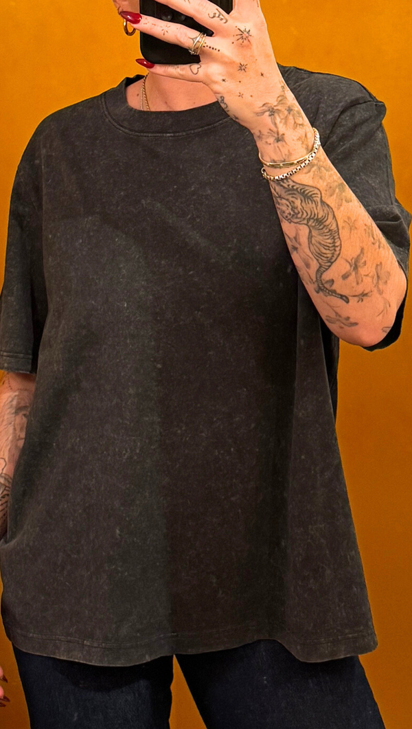 Simple Scoop Everyday Tee - Black Stone