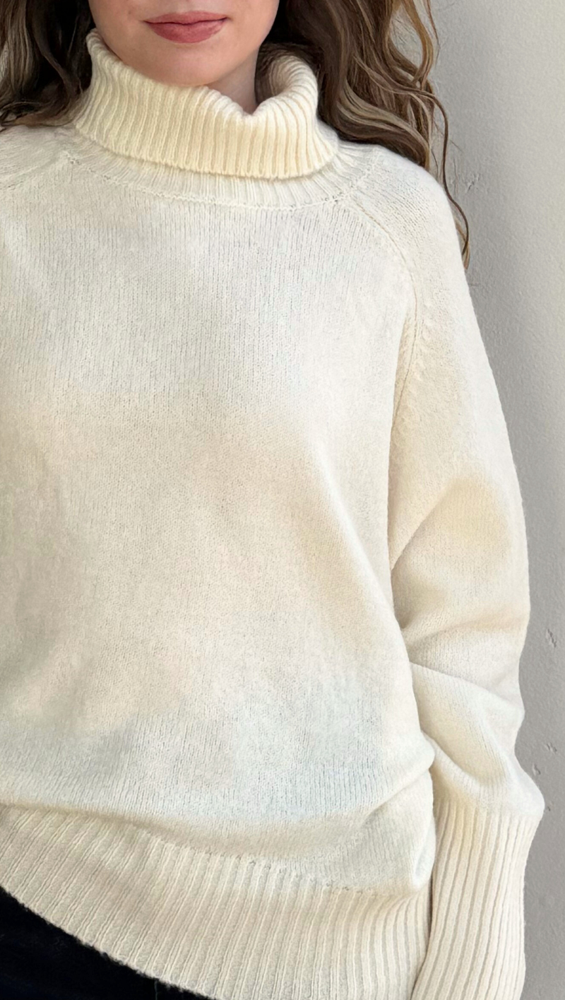 Soleil Turtleneck Sweater - Cream