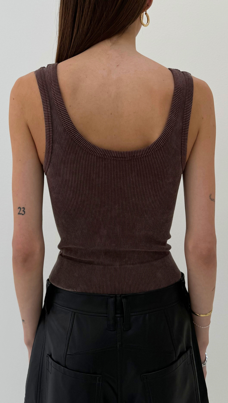 Full Length Scoop Neck Tank - Brown