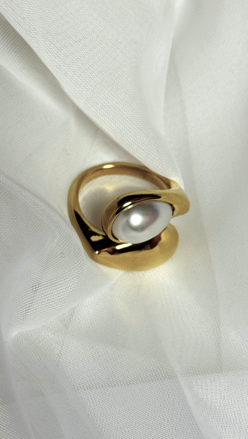 Water Drop Pearl Adjustable Ring -18K Gold