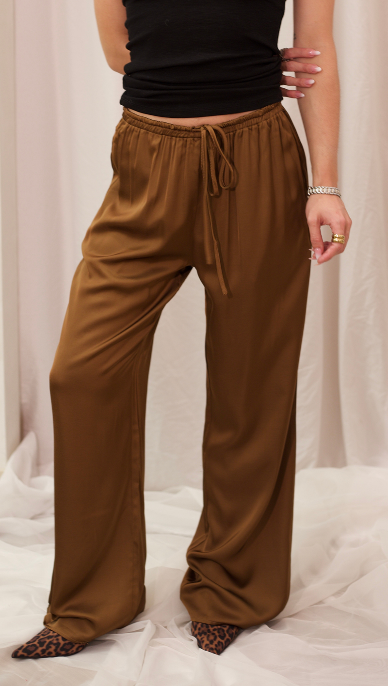 Jess Silky Jogger - Chestnut