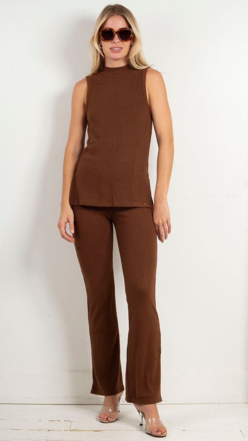 animari-andi-sleeveless-sweater-set-brown