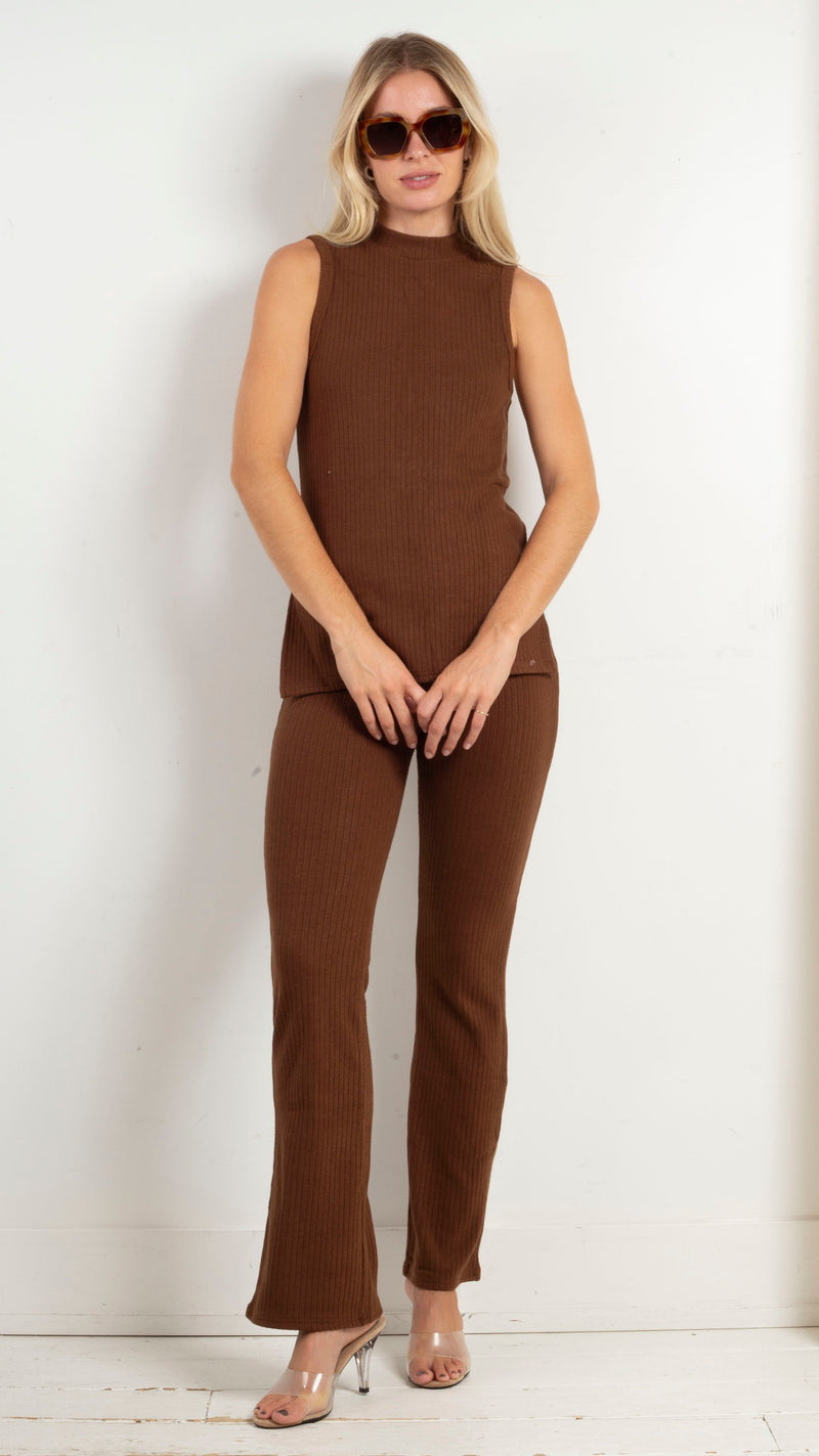 animari-andi-sleeveless-sweater-set-brown