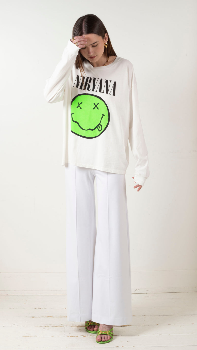 daydreamer-nirvana-smiley-ls-merch-tee-vintage-white