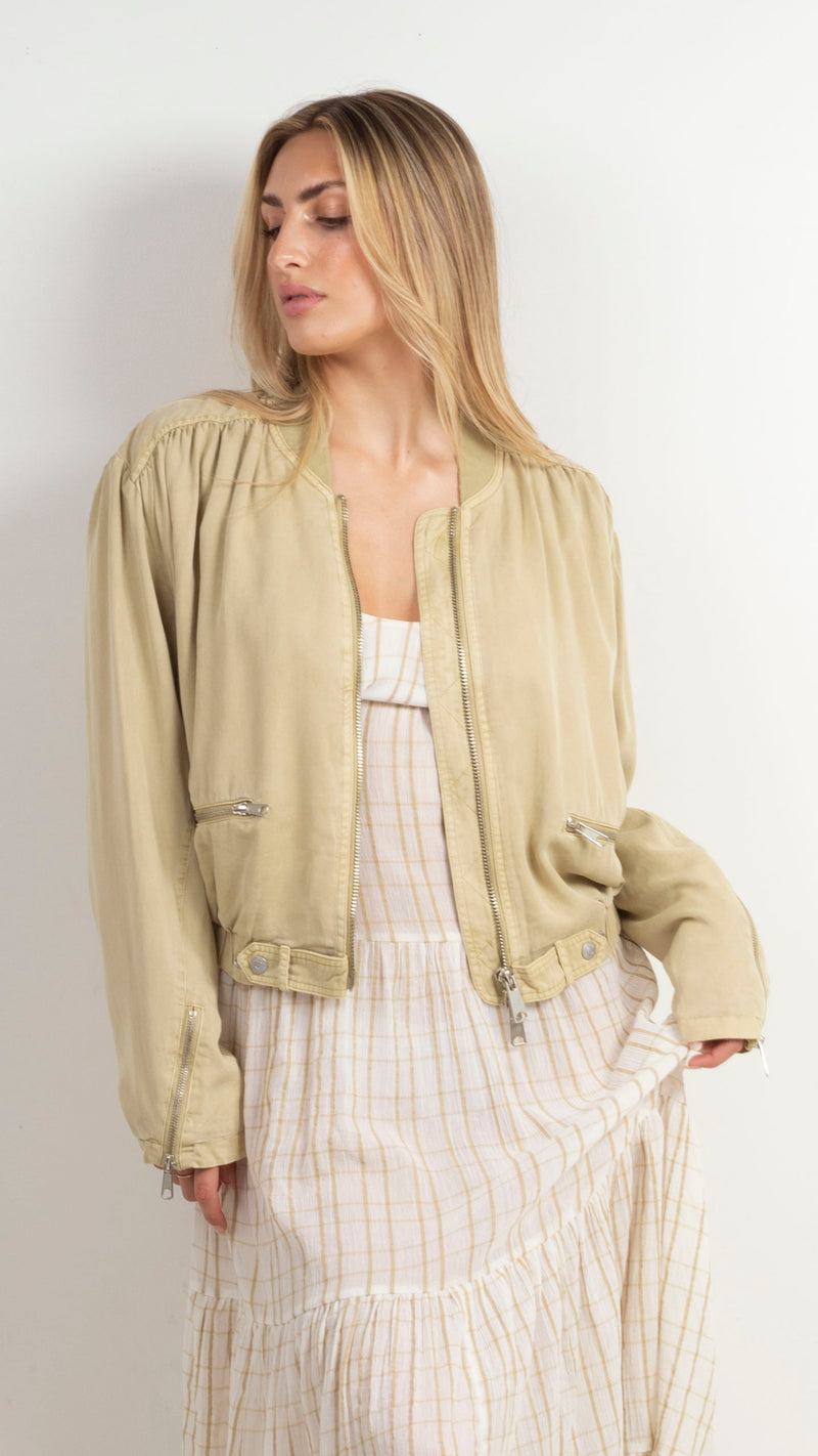 FREE-PEOPLE-KNOCK-OUT-SIREN-BOMBER-TIDAL-FOAM