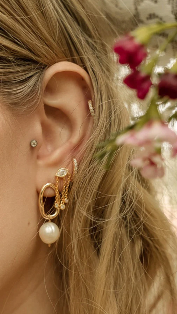 zepplin-the-label-sorrento-earring-gold-pearl