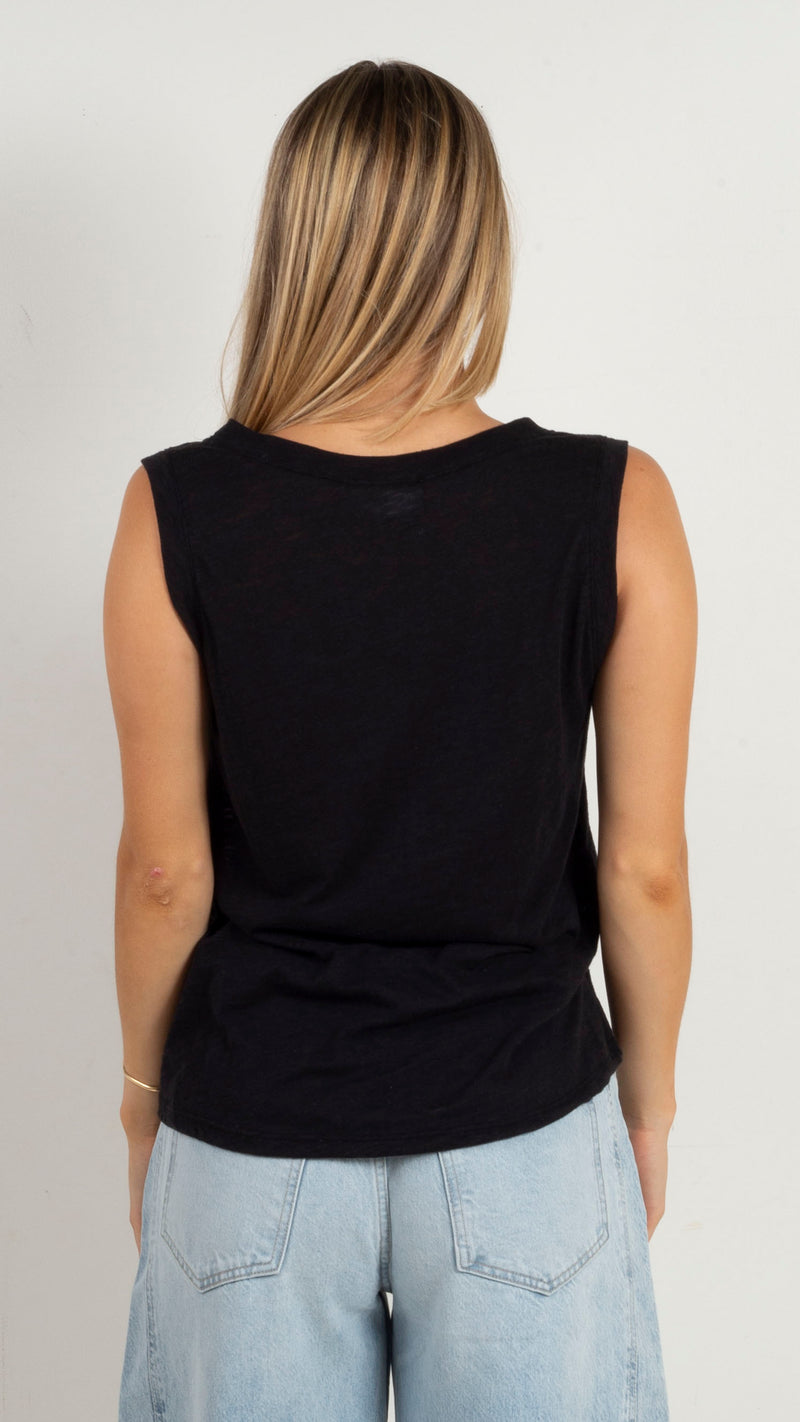animari-basic-swing-v-neck-tank-black