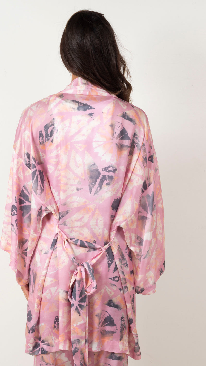 SPELL-MARSHMALLOW-SKY-SHORT-ROBE-MUSK