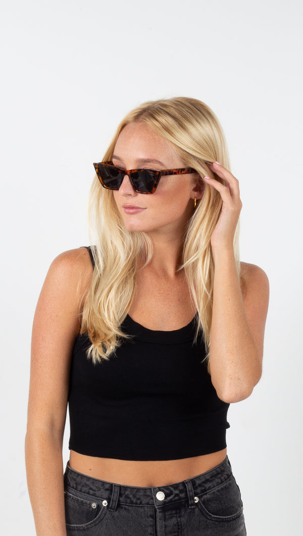 Rosey - Tortoise/Smoke Polarized Lens